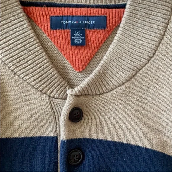 Tommy Hilfiger heavy knit sweater size large - Picture 3 of 3